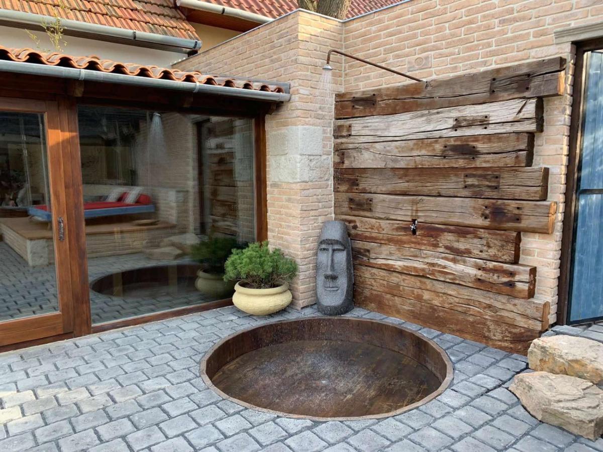 Resident Wellness Vendeghaz Bekescsaba Appartement Buitenkant foto